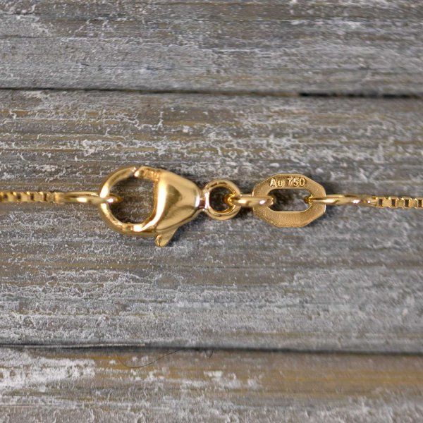 Goldkette als Venezianerkette in Gelbgold 750 / 18K, 45 cm lang, 0,7 mm breit, Gewicht ca. 2.4 g.