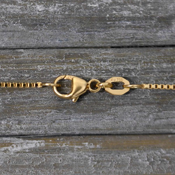 Goldkette als Venezianerkette in Gelbgold 750 / 18K, 45 cm lang, 0,9 mm breit, Gewicht ca. 3.6 g.