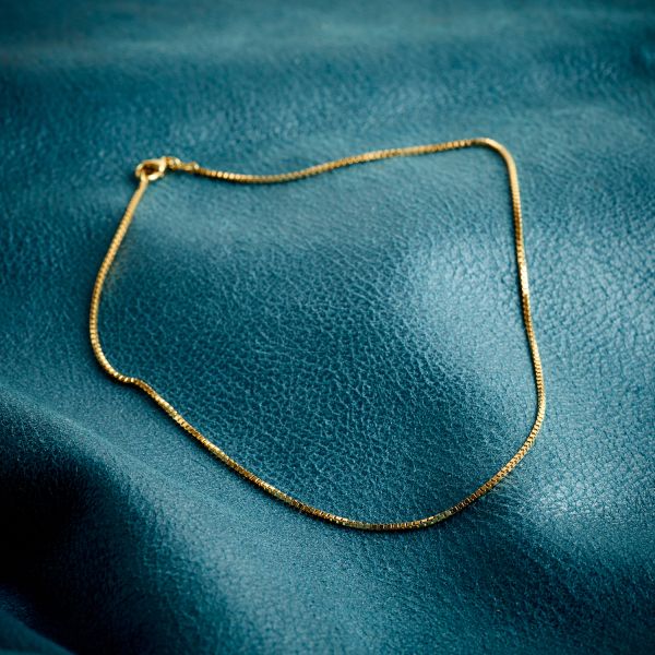 Goldkette als Venezianerkette in Gelbgold 750 / 18K, 50 cm lang, 1,4 mm breit, Gewicht ca. 8.6 g.