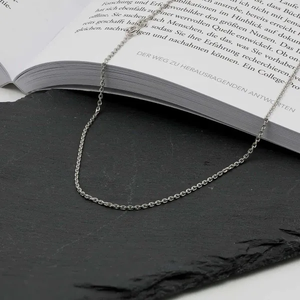 Goldkette als Ankerkette diamantiert Weißgold 333 / 8K, 42 cm lang, 1,7 mm breit, Gewicht ca. 3.8 g.