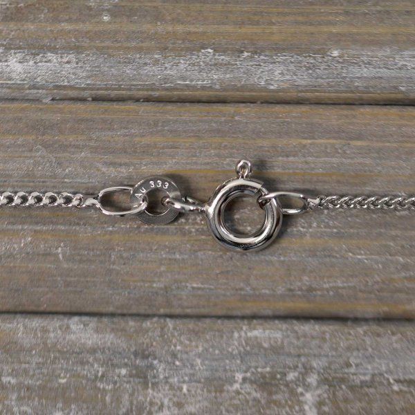 Goldkette als Panzerkette flach in Weißgold 333 / 8K, 38 cm lang, 1,4 mm breit, Gewicht ca. 2.3 g.