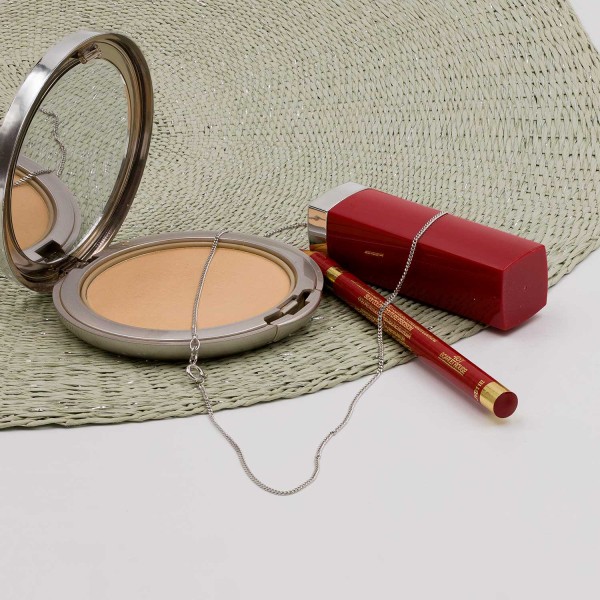 Goldkette als Panzerkette flach Weißgold 585 / 14K, 38 cm lang, 1,4 mm breit, Gewicht ca. 2.7 g.