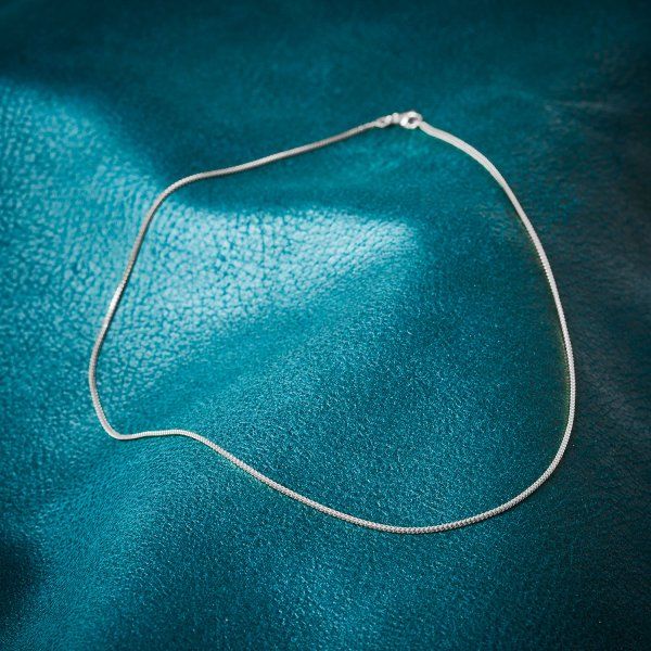 Goldkette als Bingokette in Weißgold 585 / 14K, 42 cm lang, 1,1 mm breit, Gewicht ca. 3.3 g.