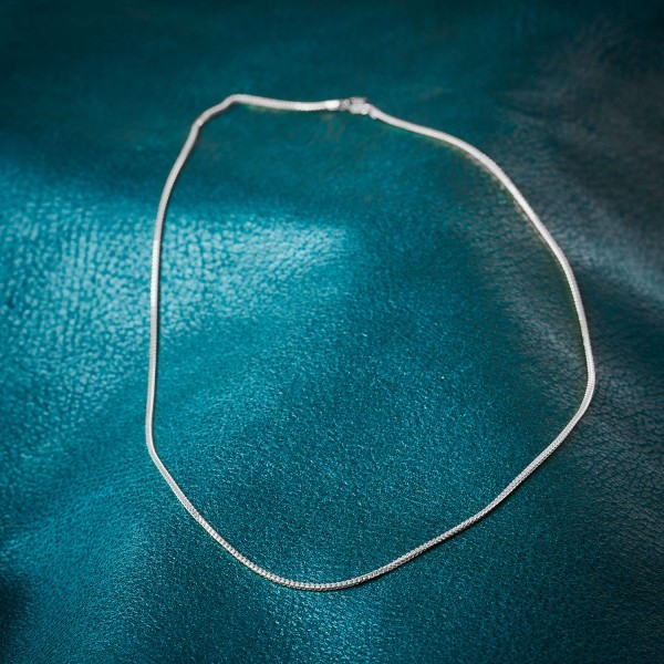 Goldkette als Bingokette in Weißgold 333 / 8K, 45 cm lang, 1,3 mm breit, Gewicht ca. 4.4 g.