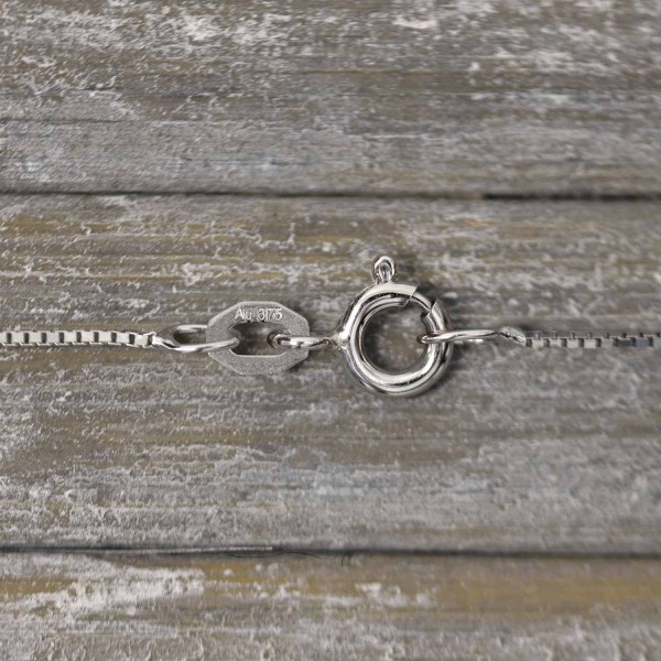 Goldkette als Venezianerkette in Weißgold 375 / 9K, 42 cm lang, 0,7 mm breit, Gewicht ca. 1.4 g.