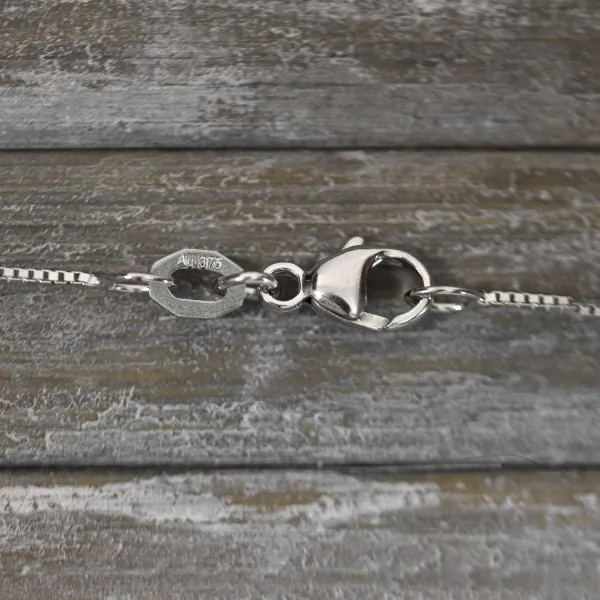 Goldkette als Venezianerkette in Weißgold 375 / 9K, 80 cm lang, 0,7 mm breit, Gewicht ca. 3 g.