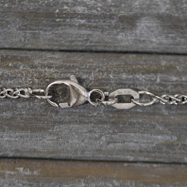 Goldkette als Zopfkette in Weißgold 750 / 18K, 38 cm lang, 1,7 mm breit, Gewicht ca. 5.5 g.