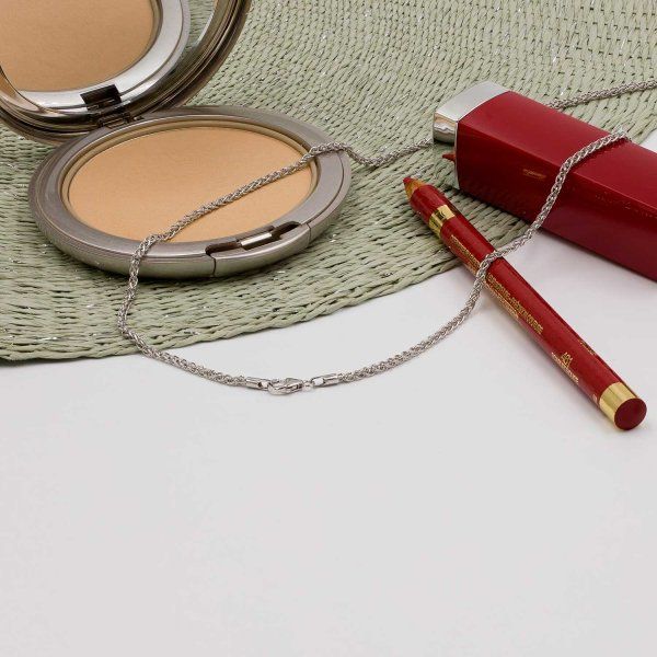 Goldkette als Zopfkette in Weißgold 585 / 14K, 60 cm lang, 2,1 mm breit, Gewicht ca. 11.2 g.