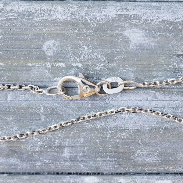 Goldkette als Ankerkette diamantiert in Weißgold 585 / 14K, 50 cm lang, 1,3 mm breit, Gewicht ca. 3.4 g.