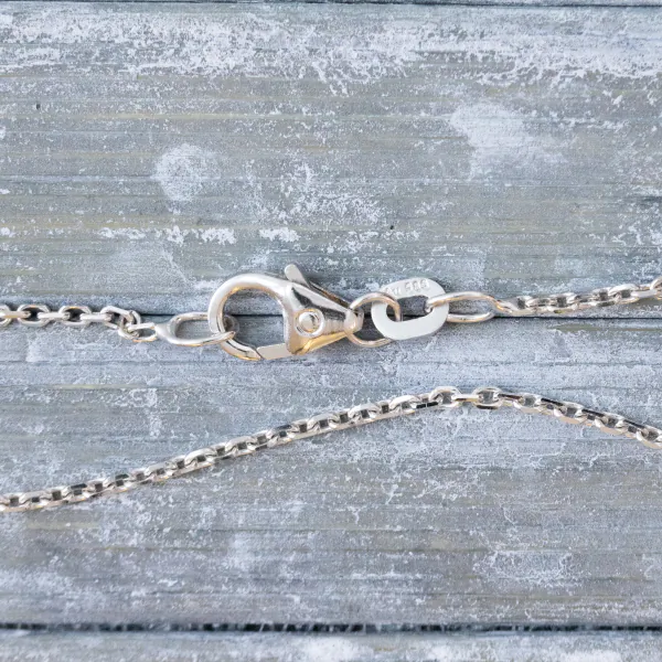 Goldkette als Ankerkette diamantiert in Weißgold 585 / 14K, 42 cm lang, 1,3 mm breit, Gewicht ca. 2.8 g.