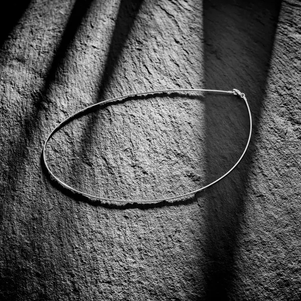 Goldkette als Tondakette in Weißgold 585 / 14K, 38 cm lang, 1 mm breit, Gewicht ca. 3.7 g.