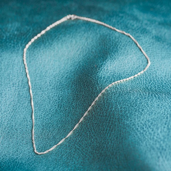 Goldkette als Singapurkette in Weißgold 585 / 14K, 38 cm lang, 1,4 mm breit, Gewicht ca. 1.6 g.