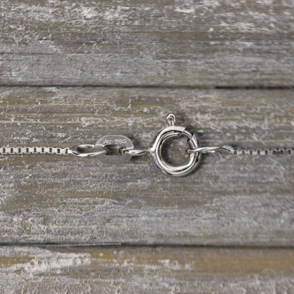 Goldkette als Venezianerkette in Weißgold 585 / 14K, 38 cm lang, 0,7 mm breit, Gewicht ca. 1.6 g.