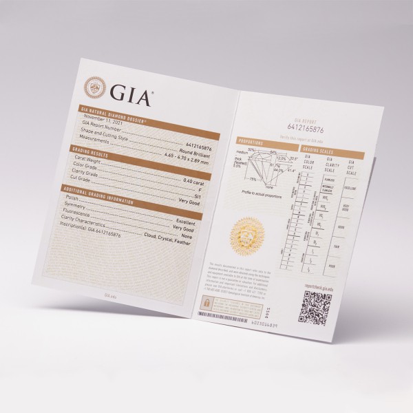 Diamantanhänger in 0,40 Karat mit GIA Zertifikat, Weißgold 750 / 18 Karat, mit einer 750ger Goldkette in 42 cm lang, Gewicht ca. 1,50 g.