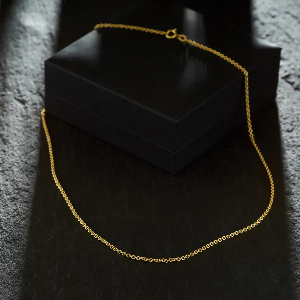 Goldkette als Ankerkette rund in Gelbgold 375 / 9K, 45 cm lang, 2 mm breit, Gewicht ca. 4.2 g.