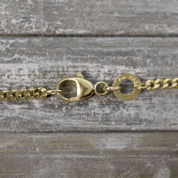 Goldkette als Panzerkette flach in Gelbgold 333 / 8K, 45 cm lang, 2,1 mm breit, Gewicht ca. 5.4 g.
