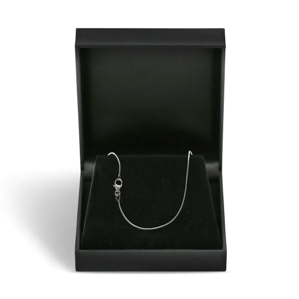 Goldkette als Schlangenkette in Weißgold 750 / 18K, 42 cm lang, 0,9 mm breit, Gewicht ca. 4.4 g.