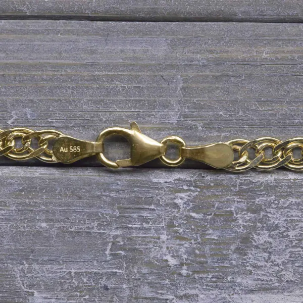 Armband als Zwillingspanzerkette in Gelbgold 585 / 14K, 20 cm lang, 3,9 mm breit, Gewicht ca. 2.2 g.