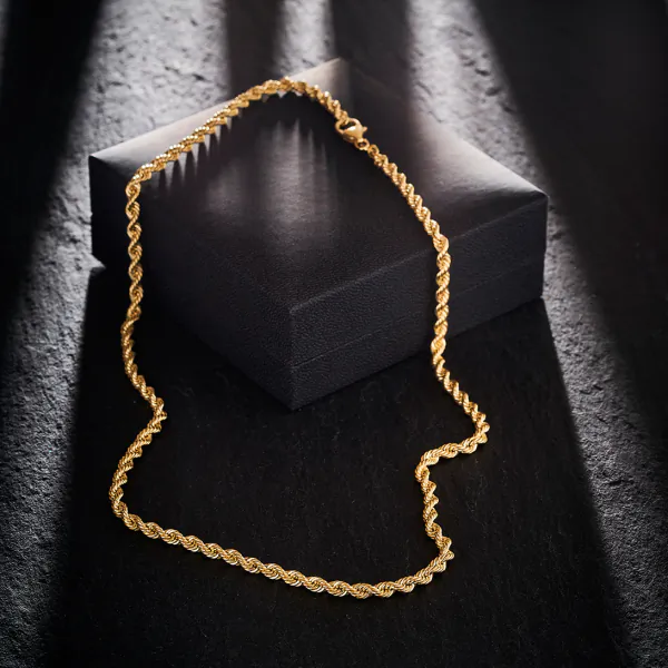 Goldkette als Kordelkette hohl in Gelbgold 333 / 8K, 50 cm lang, 3,8 mm breit, Gewicht ca. 8.3 g.