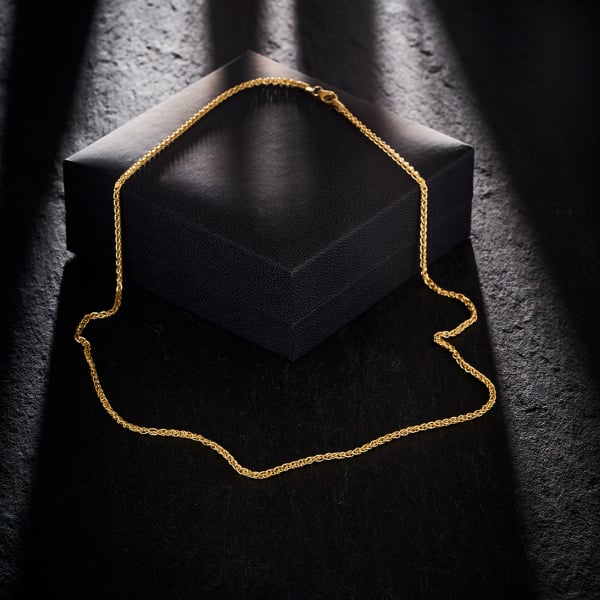 Goldkette als Zopfkette in Gelbgold 375 / 9K, 70 cm lang, 1,7 mm breit, Gewicht ca. 6.4 g.