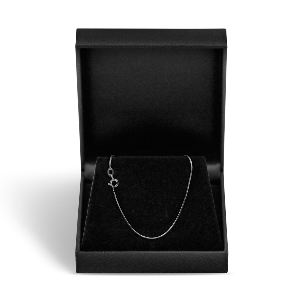 Goldkette als Schlangenkette diamantiert in Weißgold 585 / 14K, 60 cm lang, 0,8 mm breit, Gewicht ca. 4.1 g.