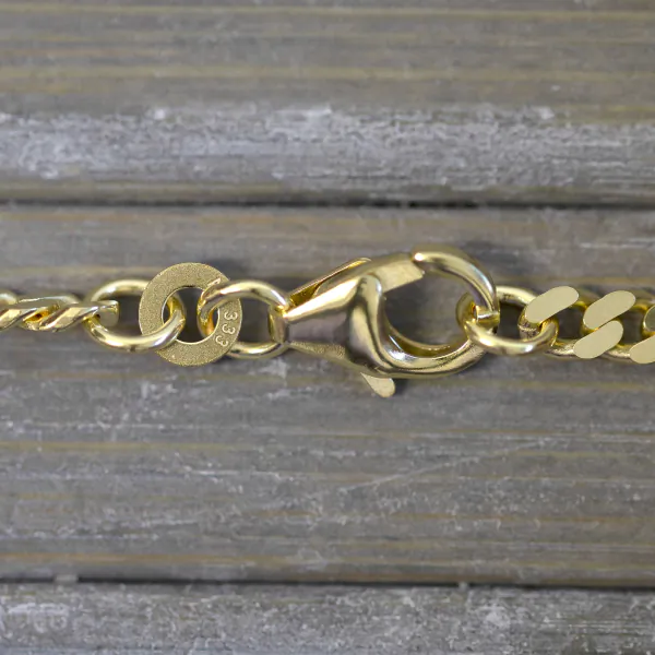 Armband als Panzerkette flach in Gelbgold 333 / 8K, 19 cm lang, 3.4 mm breit, Gewicht ca. 4.7 g.