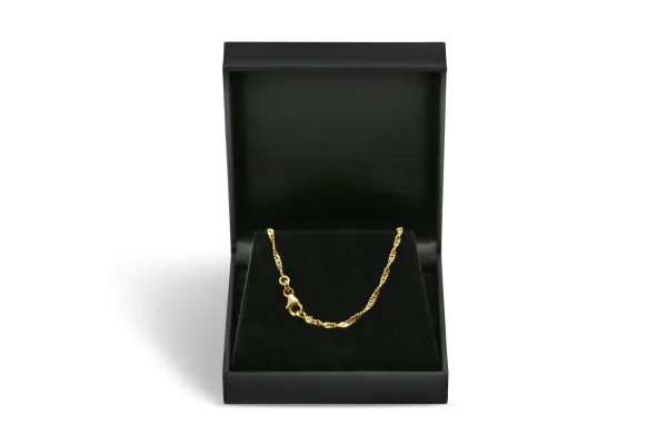 Goldkette als Singapurkette in Gelbgold 375 / 9 Karat, 60 cm lang, 2.2 mm breit, Gewicht ca. 4.4 g.