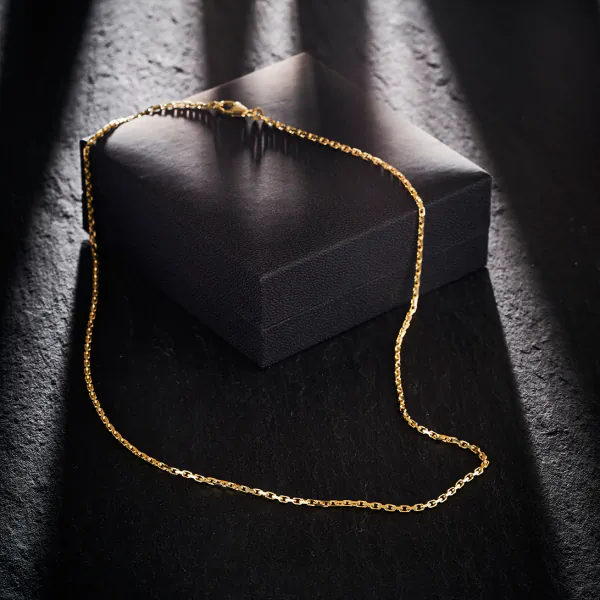 Goldkette als Ankerkette diamantiert in Gelbgold 750 / 18K, 60 cm lang, 1,8 mm breit, Gewicht ca. 11.5 g.