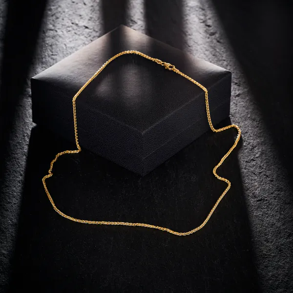 Goldkette als Zopfkette in Gelbgold 750 / 18K, 60 cm lang, 2,1 mm breit, Gewicht ca. 12.3 g.