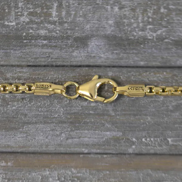 Goldkette als Venezianerkette rund geschlagen in Gelbgold 375 / 9K, 65 cm lang, 2 mm breit, Gewicht ca. 12.8 g.