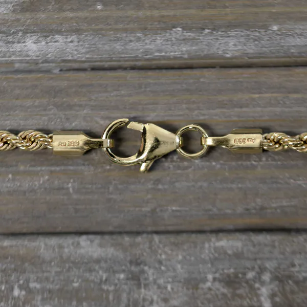 Armband als Kordelkette hohl Leichtversion in Gelbgold 333 / 8K, 19 cm lang, 2.1 mm breit, Gewicht ca. 1.3 g.