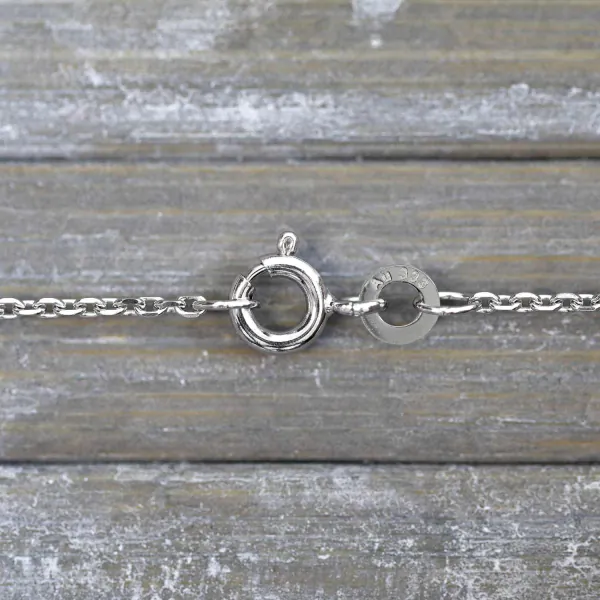 Goldkette als Ankerkette diamantiert in Weißgold 333 / 8K, 38 cm lang, 1,3 mm breit, Gewicht ca. 2.1 g.