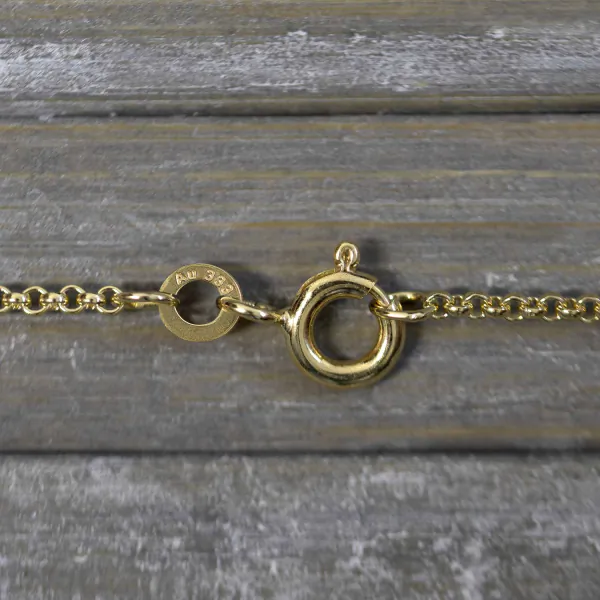 Goldkette als Erbskette in Gelbgold 333 / 8 Karat, 36 cm lang, 1.5 mm breit, Gewicht ca. 2.7 g.