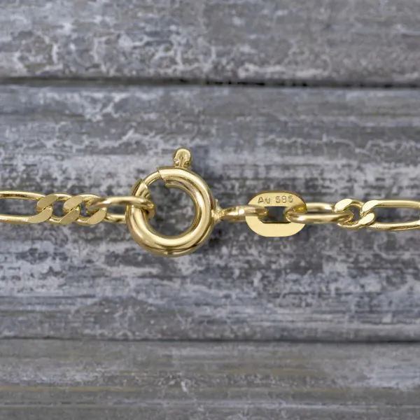 Armband als Figarokette diamantiert in Gelbgold 585 / 14 K, 18,5 cm lang, 2,2mm breit, Gewicht ca. 2.2 g.