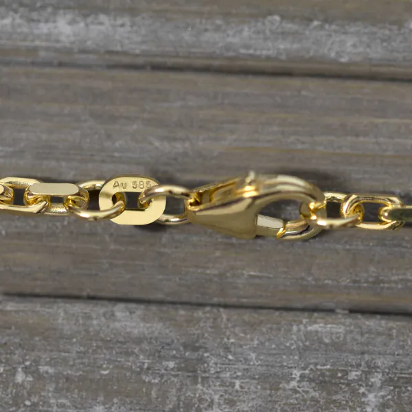 Armband als Ankerkette diamantiert in Gelbgold 585 / 14K, 18,7 cm lang, 2,5 mm breit, Gewicht ca. 6.2 g.