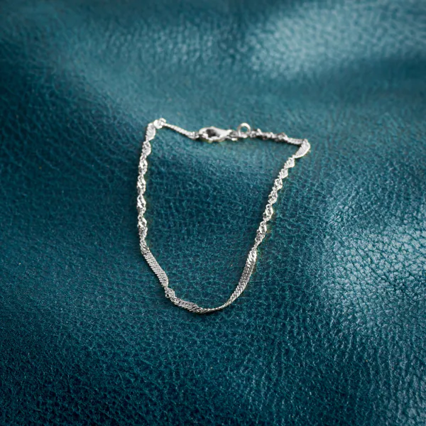 Armband als Singapurkette in Weißgold 585 / 14 K, 21,5 cm lang, 2,2mm breit, Gewicht ca. 2.3 g.
