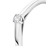 0,05 Karat Diamant Verlobungsring, Weißgold 750 / 18K, Weite 55 mm, Gewicht ca. 1.48 g.