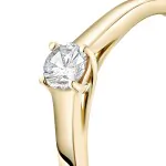 0,20 Karat Diamant Verlobungsring, Gelbgold 750 / 18K, Breite 2,3 mm, Weite 50 mm, Gewicht ca. 2.46 g.