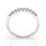 0,18 Karat Diamant Verlobungsring mit 9 Diamanten, Weißgold 585 / 14K, Weite 48 mm, Gewicht ca. 1.6 g.