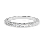 0,18 Karat Diamant Verlobungsring mit 9 Diamanten, Weißgold 585 / 14K, Gewicht ca. 1.6 g.