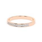 0,11 Karat Diamant Verlobungsring mit 13 Diamanten, Rotgold 585 / 14K, Weite 71 mm, Gewicht ca. 1.9 g.