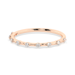 0,18 Karat Diamant Verlobungsring mit 9 Diamanten, Rotgold 585 / 14K, Weite 65 mm, Gewicht ca. 1.1 g.