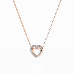 Diamantanhänger in 0,09 Karat, Rotgold 585 / 14 Karat, mit einer 585ger Goldkette in 40 cm lang, Gewicht ca. 1,7 g.
