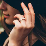 Verlobungsring mit Diamant bis 1 Karat in Weißgold