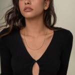 Goldkette als Singapurkette in Gelbgold 750 / 18 Karat, 50 cm lang, 2.4 mm breit, Gewicht ca. 5.7 g.