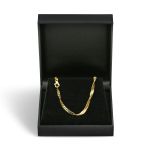 Goldkette als Singapurkette in Gelbgold 333 / 8K, 42 cm lang, 2,9 mm breit, Gewicht ca. 5.3 g.
