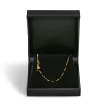 Goldkette als Venezianerkette in Gelbgold 750 / 18K, 55 cm lang, 0,9 mm breit, Gewicht ca. 4.4 g.