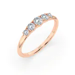 0,42 Karat Diamant Verlobungsring mit 5 Diamanten, Rotgold 585 / 14K, Weite 49 mm, Gewicht ca. 1.5 g.