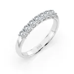 0,42 Karat Diamant Verlobungsring mit 7 Diamanten, Weißgold 585 / 14K, Weite 52 mm, Gewicht ca. 2.1 g.