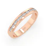 0,15 Karat Diamant Verlobungsring mit 19 Diamanten, Rotgold 585 / 14K, Weite 54 mm, Gewicht ca. 2.8 g.